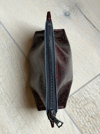 Make-up tas COCO - Mini (S) - Lakleer rood met roggeprint